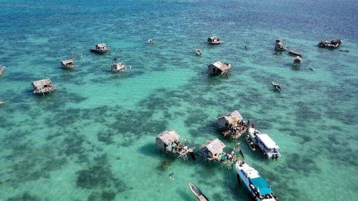 福建浦城:幼童不慎坠楼,一路人徒手接住